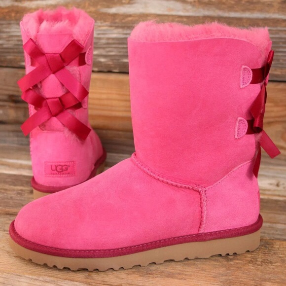 pink uggs with bows